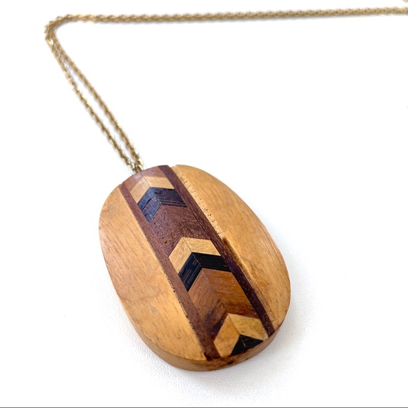 Vintage Handmade Wood Inlay Pendant Necklace - Picture 3 of 9
